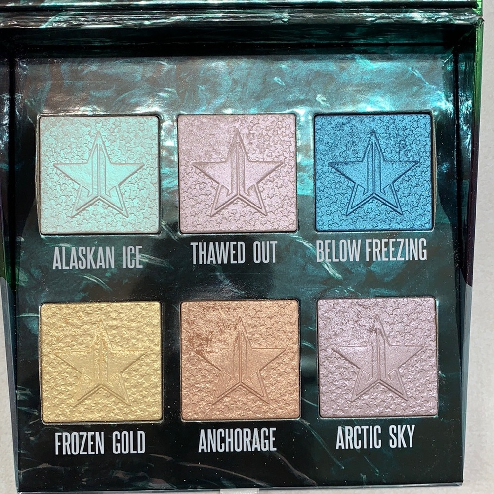 Jeffree Star Northern Lights Highlighter Palette